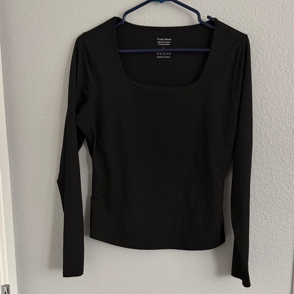 Trendy Queen Tops - Trendy Queen Black Long Sleeve Top